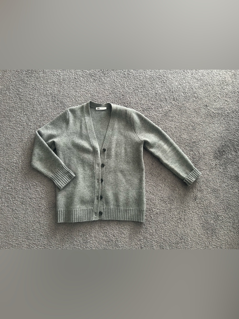 Zara Olive Green V-Neck Button Cardigan